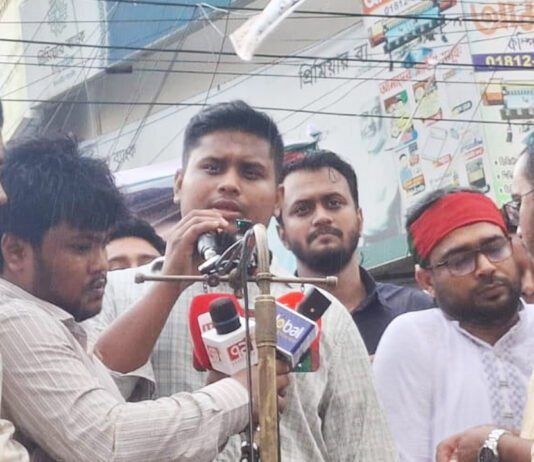 ‘এবারও ভোট চুরি হয়েছে, তবে ফল প্রকাশের পরে’—নোয়াখালীতে হাসনাত আবদুল্লাহ ‘এবারও ভোট চুরি হয়েছে, তবে ফল প্রকাশের পরে’—নোয়াখালীতে হাসনাত আবদুল্লাহ