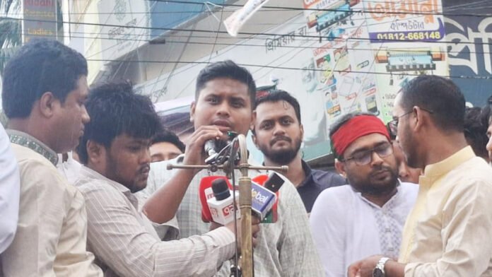 ‘এবারও ভোট চুরি হয়েছে, তবে ফল প্রকাশের পরে’—নোয়াখালীতে হাসনাত আবদুল্লাহ