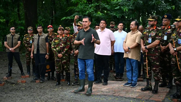 PM1 বরিশালে সেনাবাহিনীর গ্রীষ্মকালীন মহড়া পরিদর্শন করলেন প্রধানমন্ত্রী তারেক রহমান