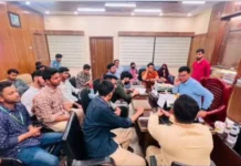 শিক্ষামন্ত্রীর পদত্যাগসহ ৫ দফা দাবিতে নরসিংদীতে এইচএসসি পরীক্ষার্থীদের স্মারকলিপি নরসিংদীতে ৫ দফা দাবিতে এইচএসসি পরীক্ষার্থীদের স্মারকলিপি, শিক্ষামন্ত্রীর পদত্যাগের দাবি