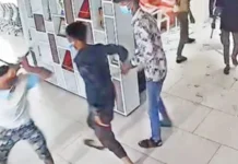 চট্টগ্রামে ডিডিএন কার্যালয়ে হামলা-চাঁদাবাজির মামলায় ৮ আসামির এক দিনের রিমান্ড চট্টগ্রামে ডিডিএন কার্যালয়ে হামলা-চাঁদাবাজির মামলায় ৮ আসামির এক দিনের রিমান্ড