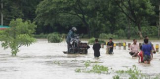 সাত জেলায় বন্যা: ক্ষতিগ্রস্ত ১০ লাখের বেশি মানুষ, প্রাণহানি ৫১