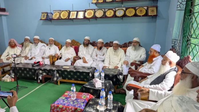 hefajot ৭ ইসলামি দলের নেতাদের সঙ্গে হেফাজতের মতবিনিময়, ঐক্যবদ্ধ থাকার সিদ্ধান্ত