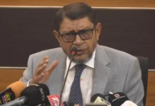 বন্যাকবলিত ১১ জেলায় চিকিৎসক-স্বাস্থ্যকর্মীদের ছুটি বাতিল: স্বাস্থ্যমন্ত্রী বন্যাকবলিত ১১ জেলায় চিকিৎসক ও স্বাস্থ্যকর্মীদের ছুটি বাতিল
