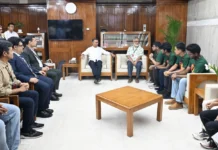 স্বর্ণপদকজয়ী বাংলাদেশি শিক্ষার্থীদের সঙ্গে প্রধানমন্ত্রী তারেক রহমানের সৌজন্য সাক্ষাৎ