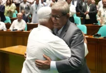 মির্জা ফখরুলকে জামায়াত আমিরের অভিনন্দন মির্জা ফখরুলকে জামায়াত আমিরের অভিনন্দন