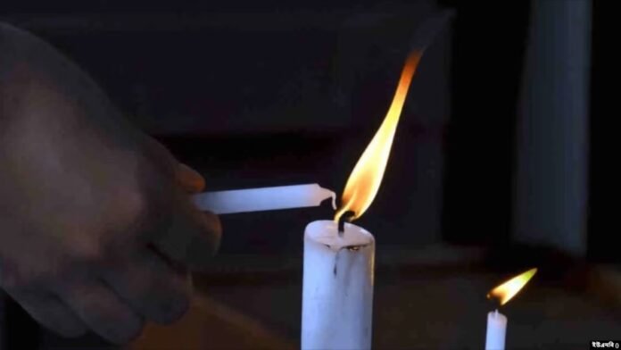 ভয়াবহ লোডশেডিংয়ে সারাদেশ, কোথাও ১৬ ঘণ্টা বিদ্যুৎ নেই