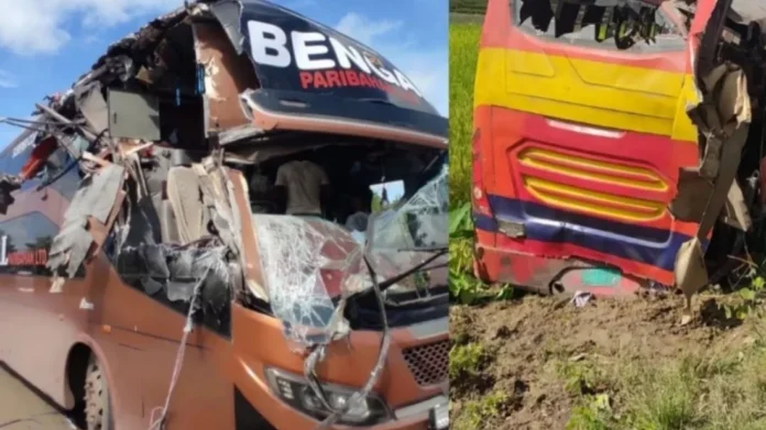 সিলেটে বাস দুর্ঘটনায় ৯ নিহত: ‘ঘুমঘুম চোখে’ বাস চালাচ্ছিলেন দুই চালক, বলছে পুলিশ