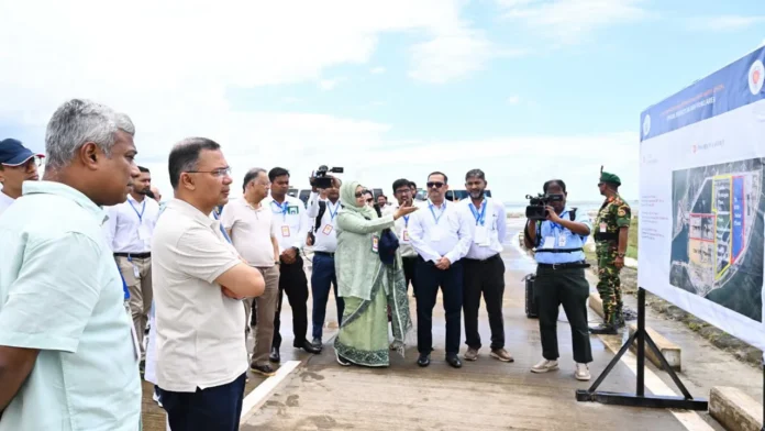 মাতারবাড়ী বিদ্যুৎকেন্দ্র পরিদর্শনে প্রধানমন্ত্রী তারেক রহমান