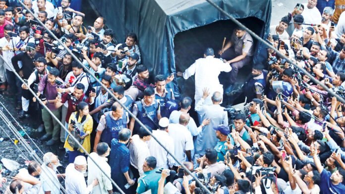 জাসদ কার্যালয় থেকে আটক ২৭ জন
