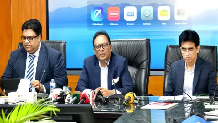তৃতীয় সাবমেরিন ক্যাবলের কাজ শেষ, দেশে ব্যান্ডউইথ সংকট হবে না: মন্ত্রী