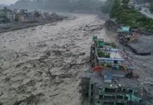 নেপাল-চীন সীমান্তে ভয়াবহ বন্যা: মৃতের সংখ্যা বেড়ে ৯৫৫, নিখোঁজ ৪৪৭২ নেপাল-চীন সীমান্তে ভয়াবহ বন্যা: মৃতের সংখ্যা বেড়ে ৯৫৫, নিখোঁজ ৪৪৭২