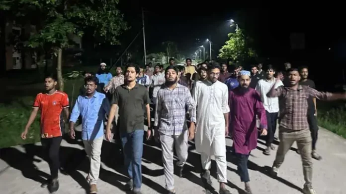 ভাইভার নম্বর বাড়ানোর উদ্যোগের প্রতিবাদে নোবিপ্রবিতে শিক্ষার্থীদের বিক্ষোভ